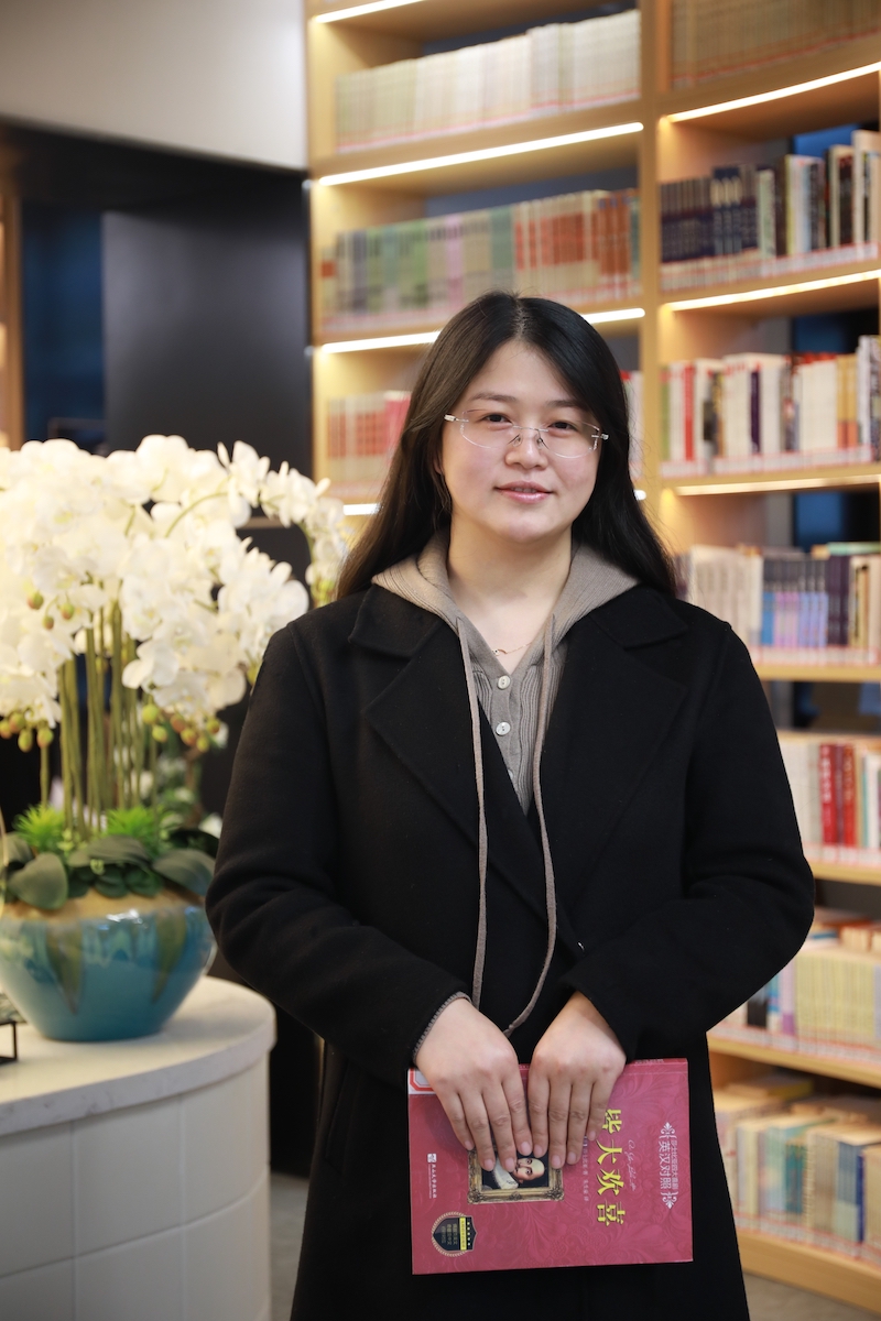 141710380117204842.jpg 徐小梦.jpg