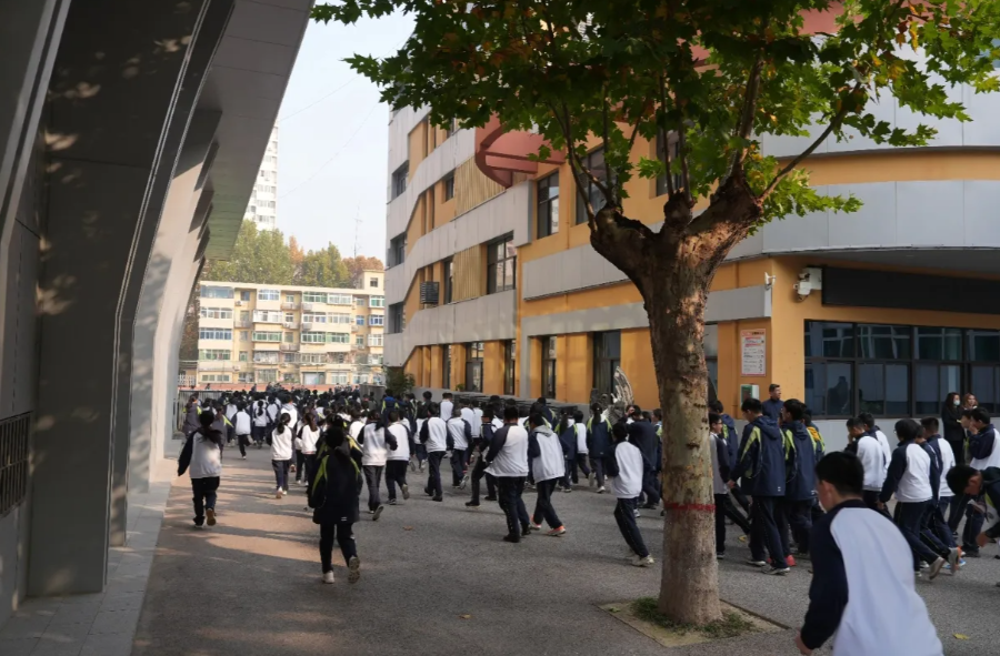 051762322931769265.png 2.png